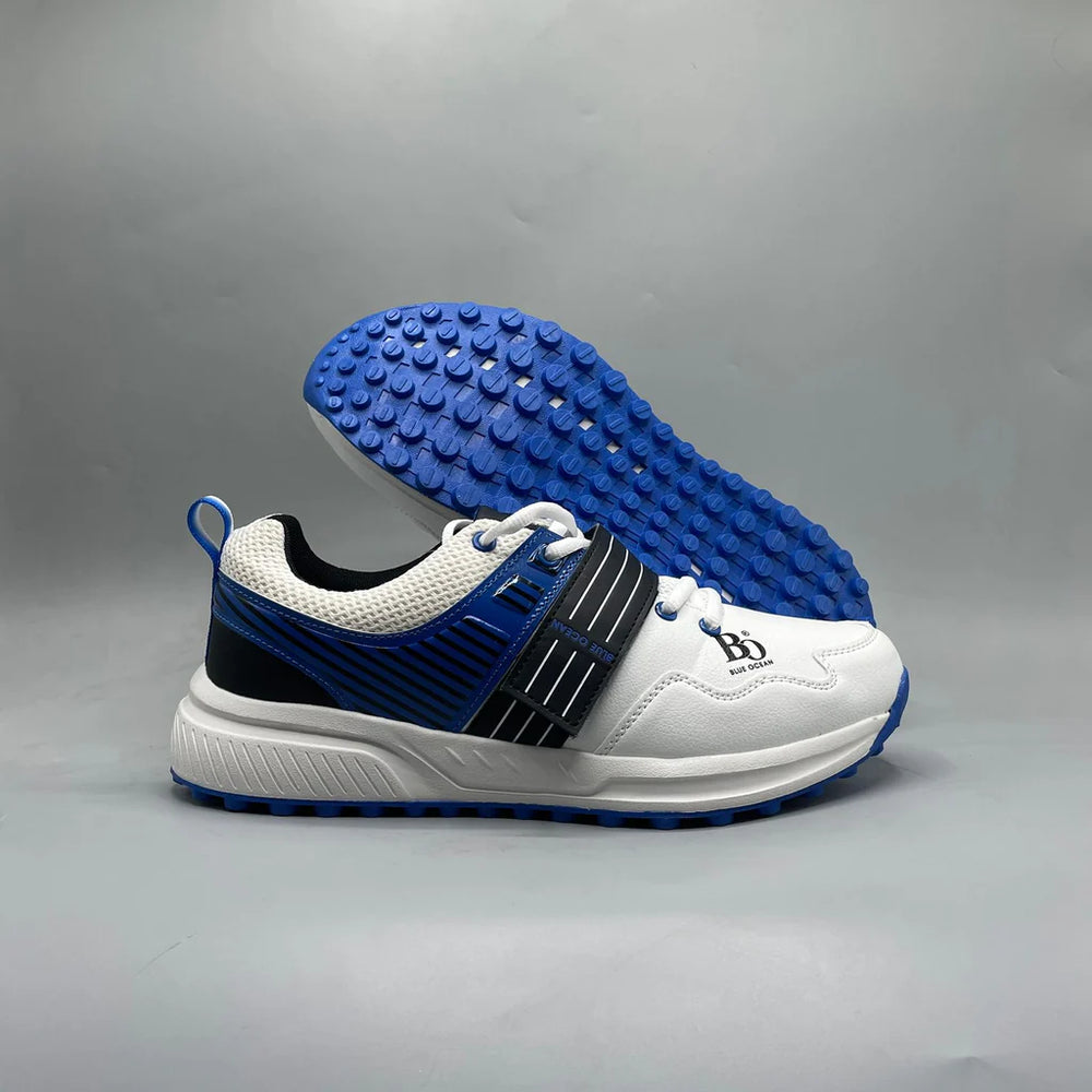Lightweight breathable cricket shoes navy and white